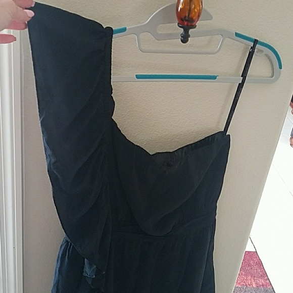 Bebe ruffled mini dress - Picture 2 of 4